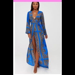 PrettyLittleThing! Beautiful dress!!